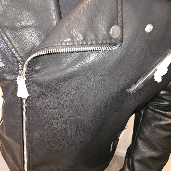 ELEVEN PARIS FAUX MOTO JACKET - Picture 7 of 7